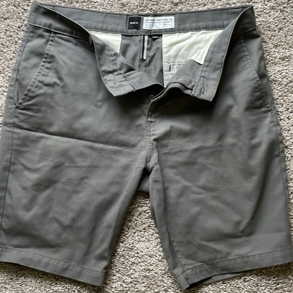 RVCA The week-end chino shorts - Size 34 - gently used - gray